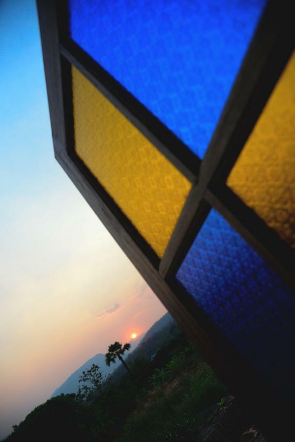 Suan Sook Homestay Чом Тхонг Экстерьер фото